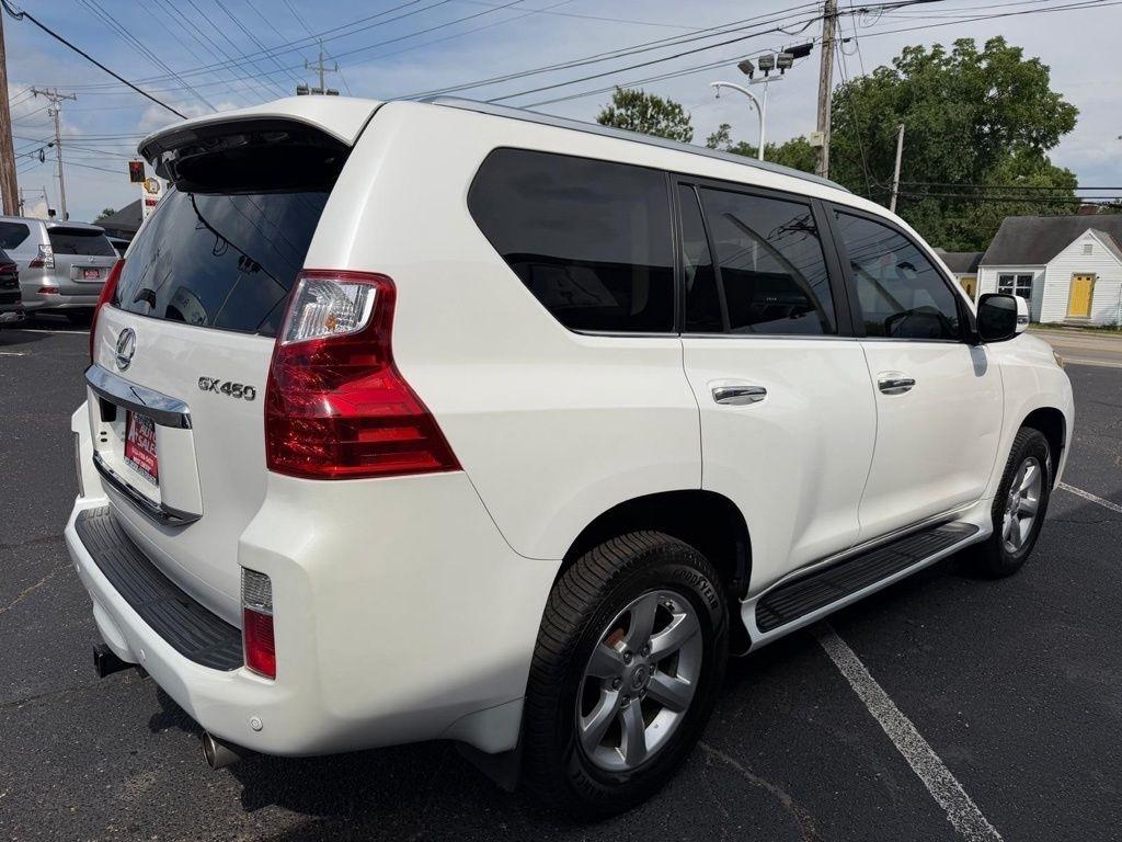 Lexus GX 460 Sport Utility 2011