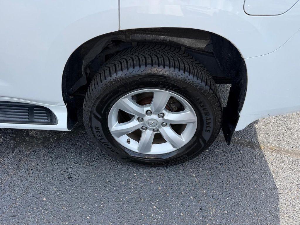 Lexus GX 460 Sport Utility 2011