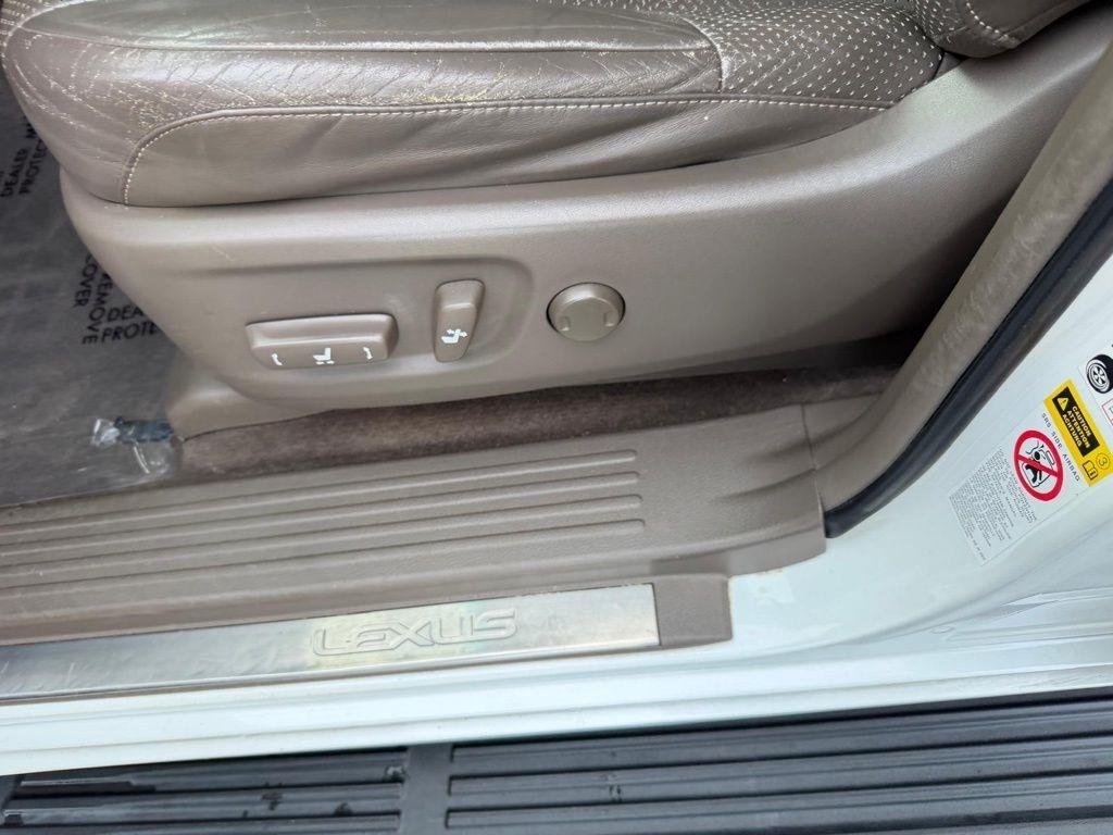 Lexus GX 460 Sport Utility 2011