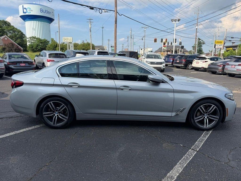 BMW 5-Series 530i xDrive 2021