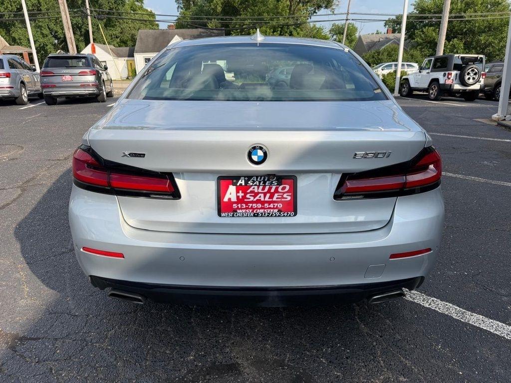 BMW 5-Series 530i xDrive 2021