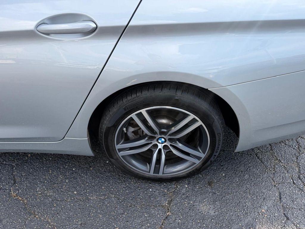 BMW 5-Series 530i xDrive 2021