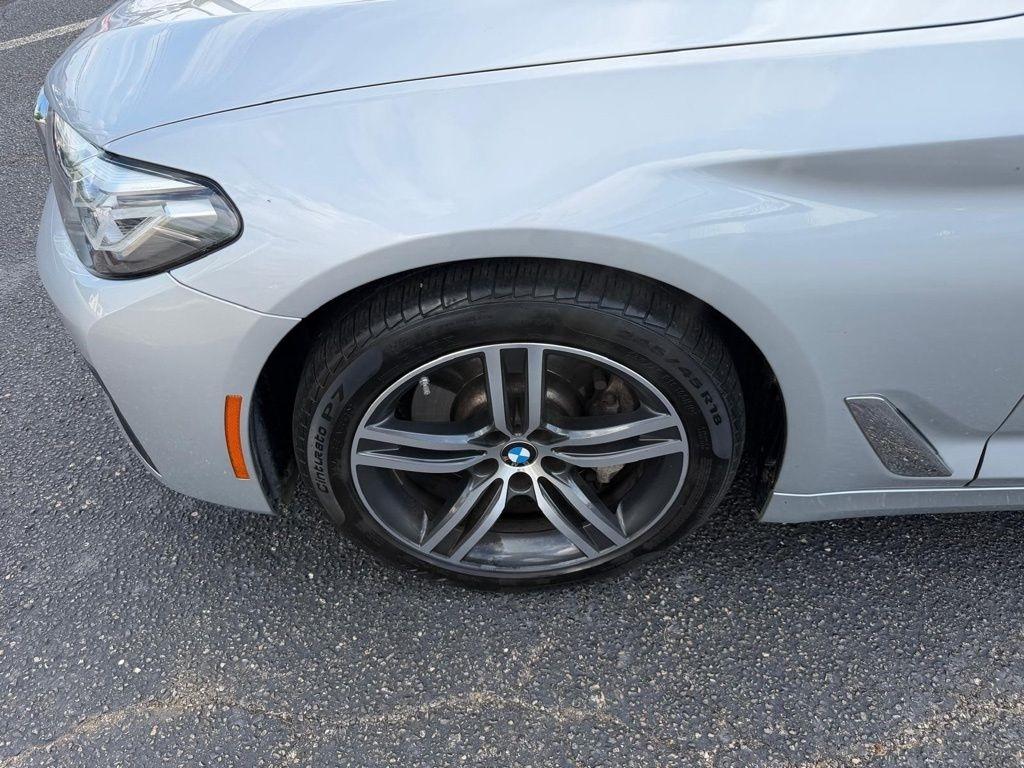 BMW 5-Series 530i xDrive 2021