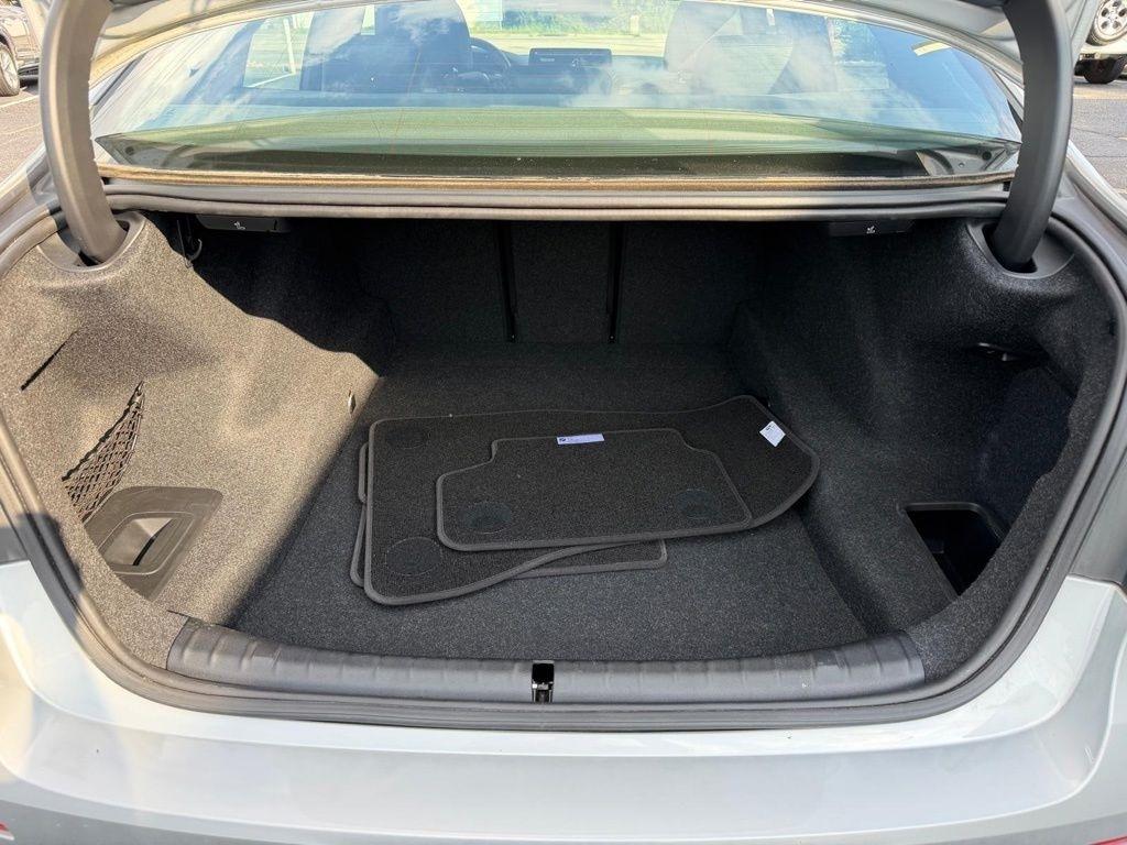 BMW 5-Series 530i xDrive 2021