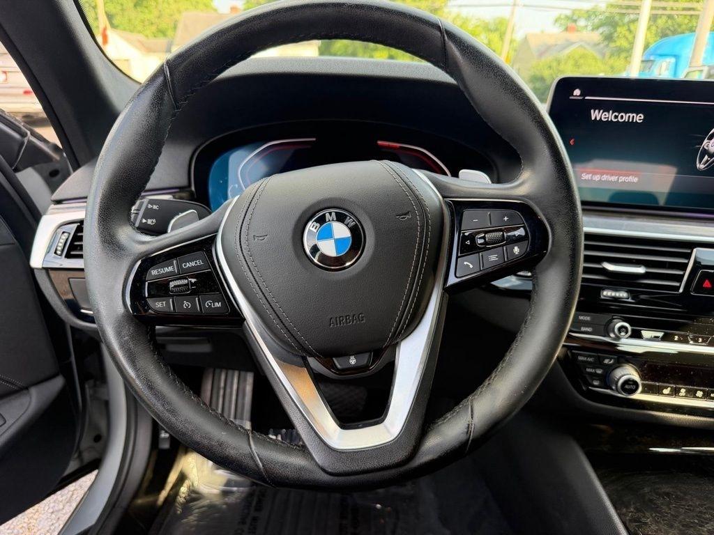 BMW 5-Series 530i xDrive 2021