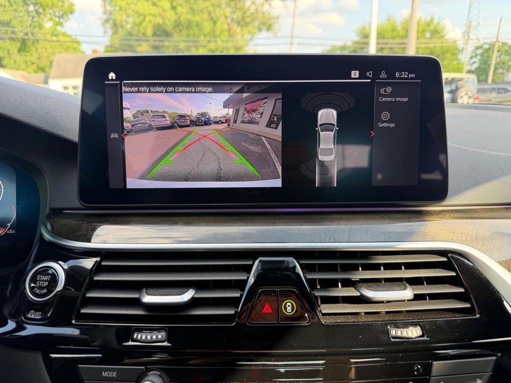 BMW 5-Series 530i xDrive 2021
