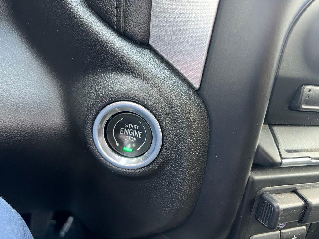 GMC Sierra 1500 SLE Double Cab 4WD 2020