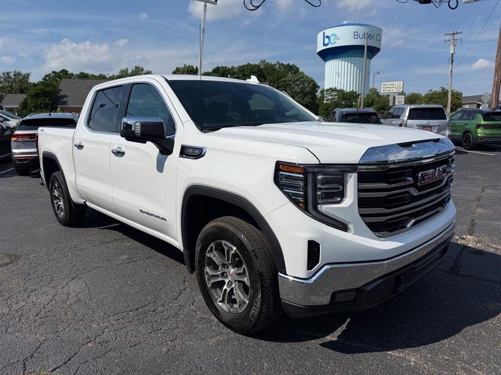 GMC Sierra 1500 SLT Crew Cab 4WD 2025