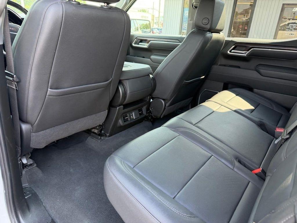 GMC Sierra 1500 SLT Crew Cab 4WD 2025