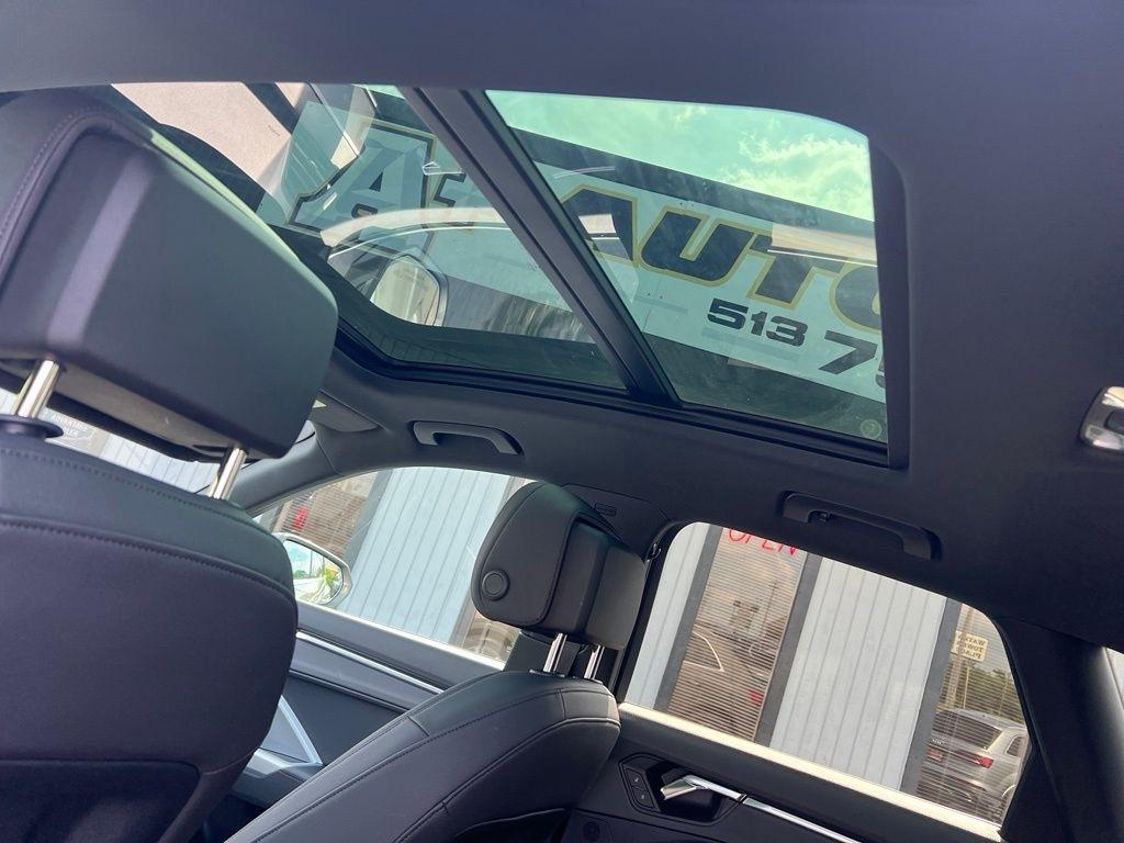 Audi Q3 S line Premium Plus quattro 2023