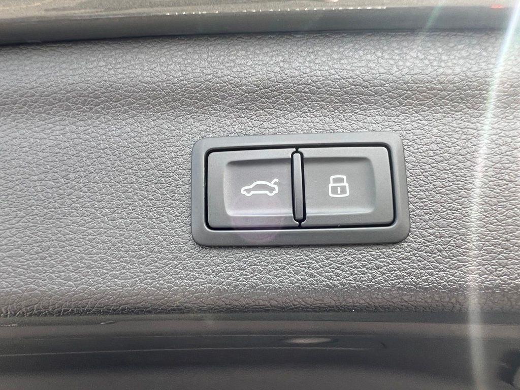Audi Q3 S line Premium Plus quattro 2023