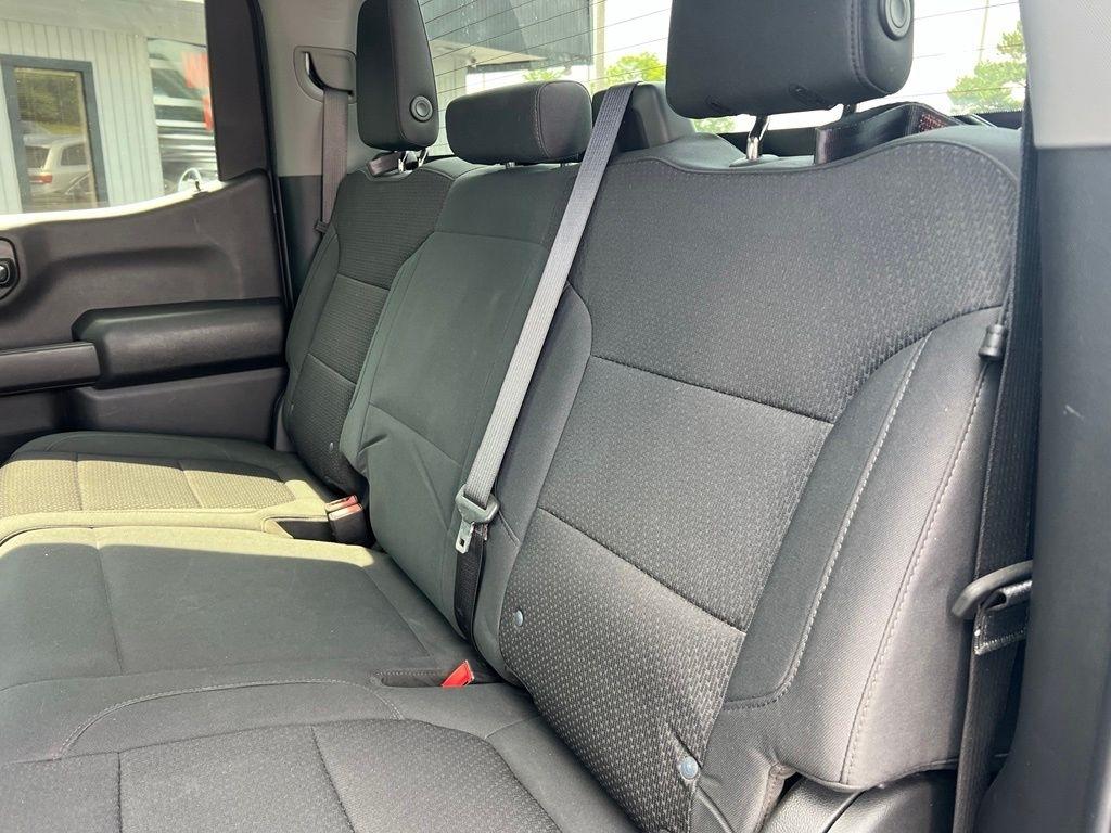 Chevrolet Silverado 1500 Custom Crew Cab Long Box 4WD 2020