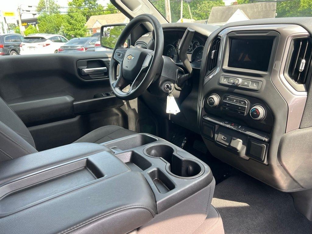 Chevrolet Silverado 1500 Custom Crew Cab Long Box 4WD 2020
