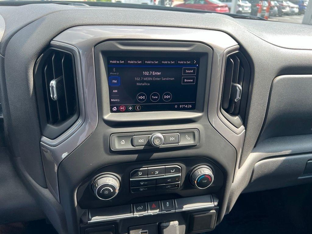 Chevrolet Silverado 1500 Custom Crew Cab Long Box 4WD 2020