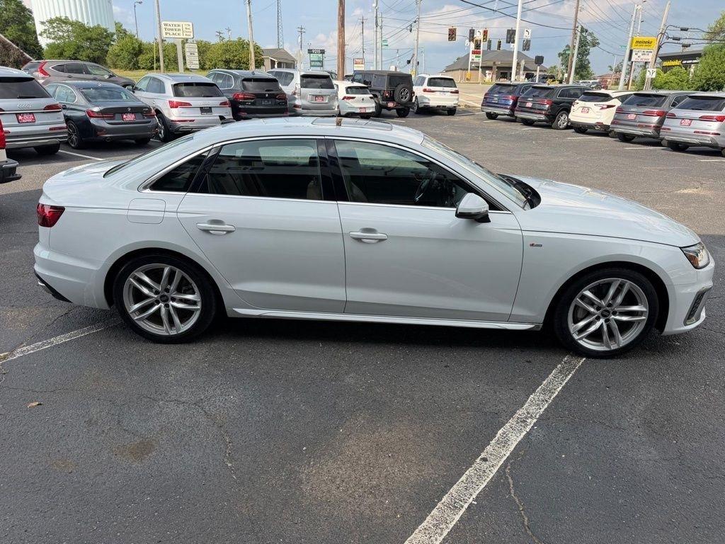 Audi A4 Premium Plus 45 TFSI quattro 2024