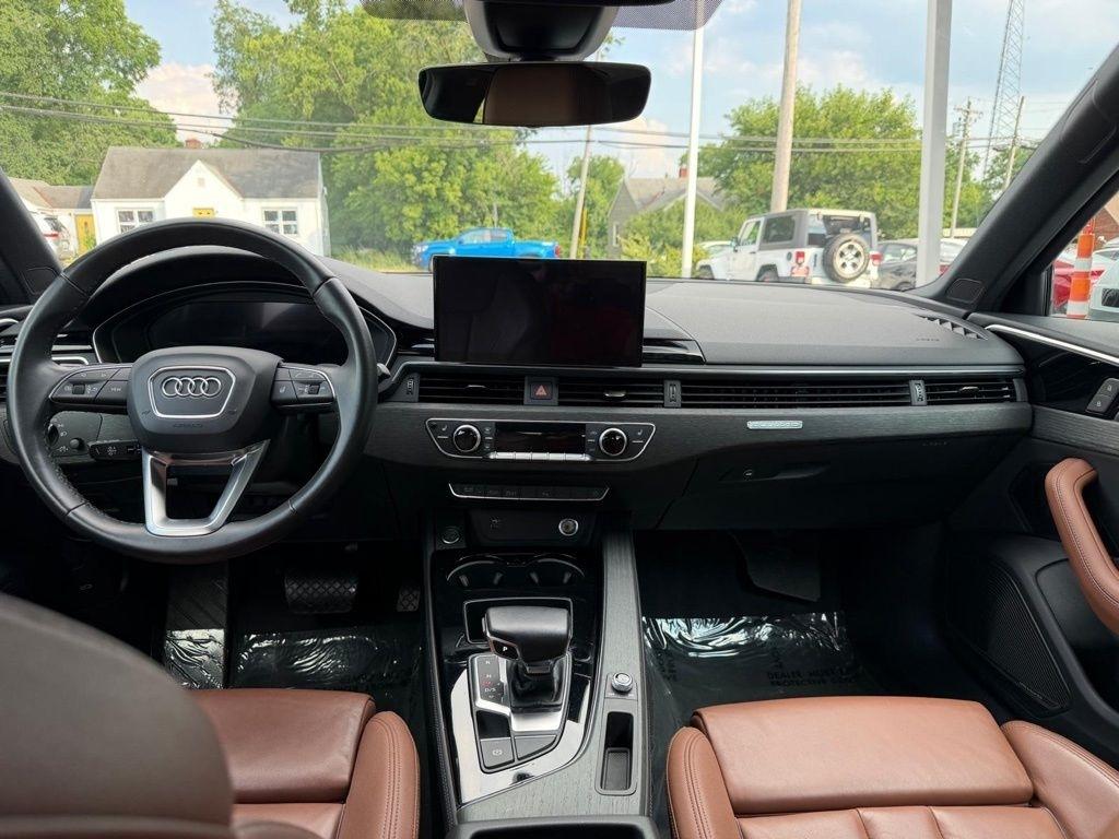 Audi A4 Premium Plus 45 TFSI quattro 2024