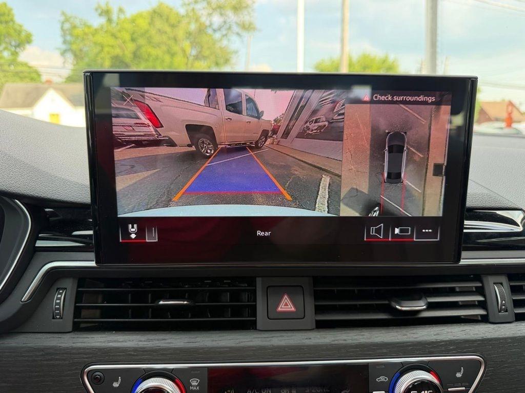 Audi A4 Premium Plus 45 TFSI quattro 2024
