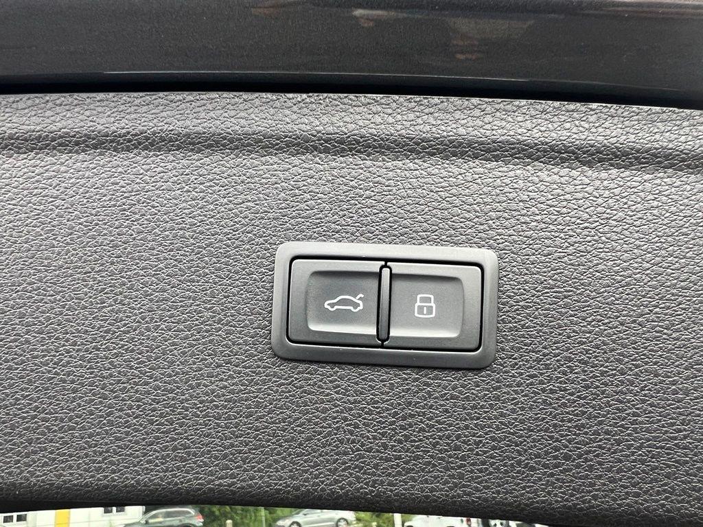 Audi SQ5 3.0T Premium Plus quattro 2022