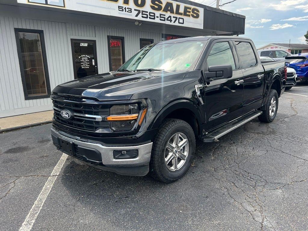 Ford F-150 XLT SuperCrew 4WD 2025