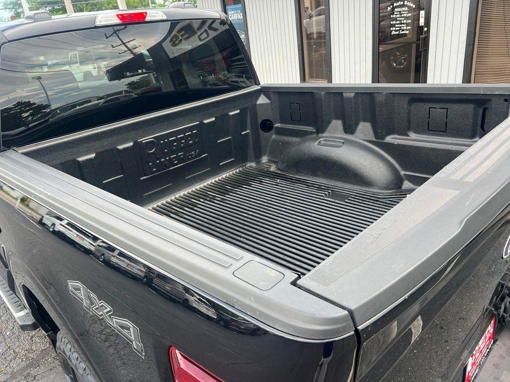 Ford F-150 XLT SuperCrew 4WD 2025
