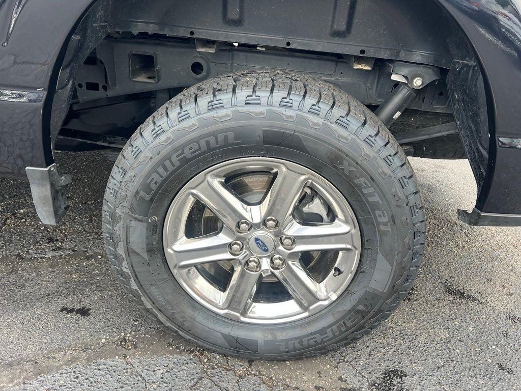 Ford F-150 XLT SuperCrew 4WD 2025
