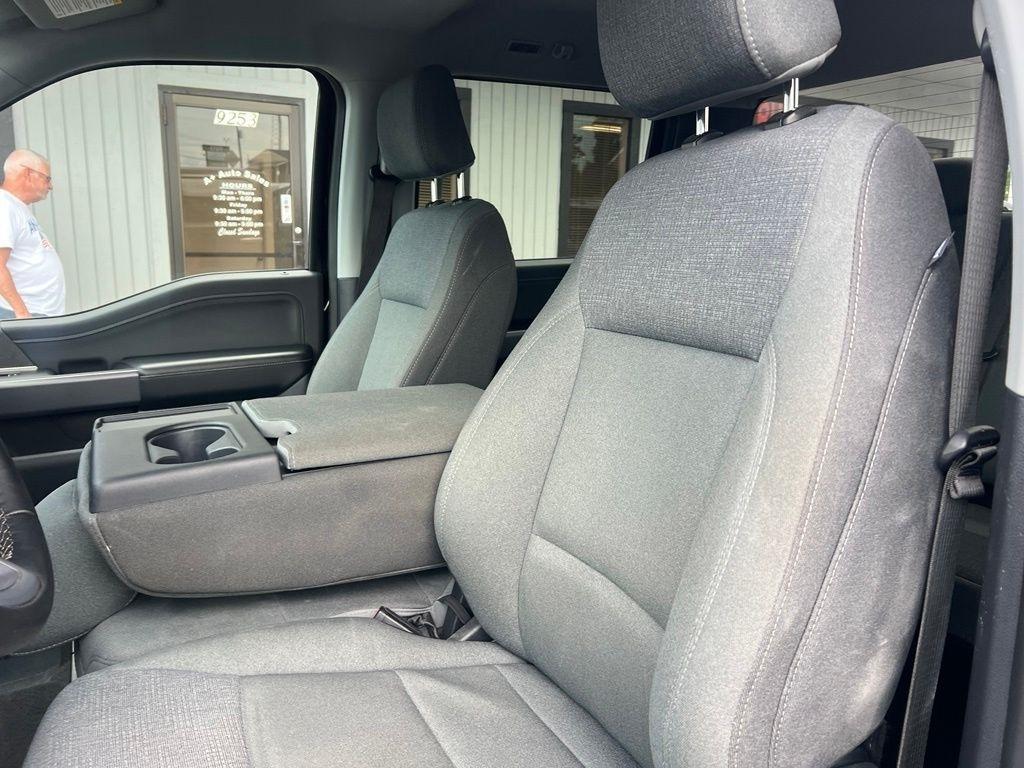 Ford F-150 XLT SuperCrew 4WD 2025