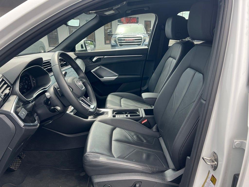 Audi Q3 S line Premium quattro 2025