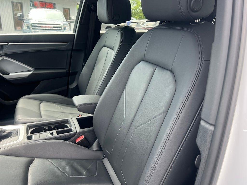 Audi Q3 S line Premium quattro 2025