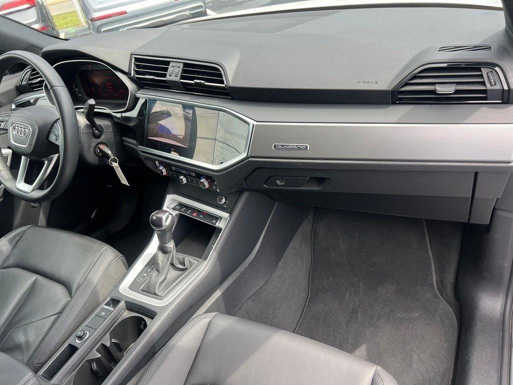 Audi Q3 S line Premium quattro 2025