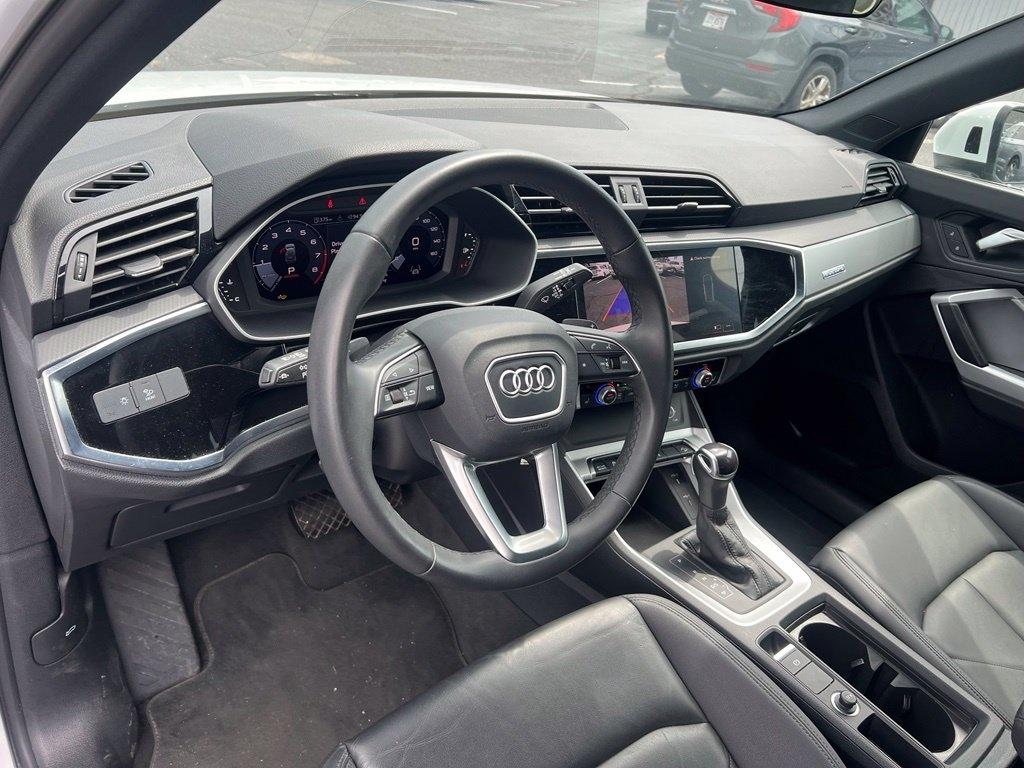 Audi Q3 S line Premium quattro 2025