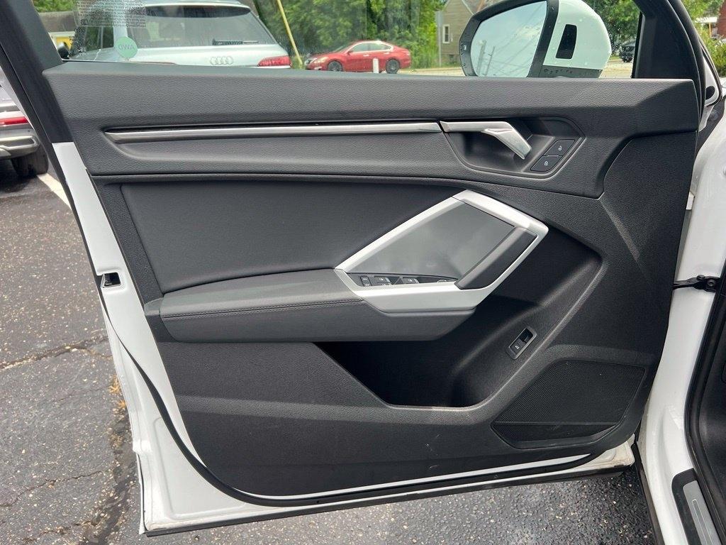 Audi Q3 S line Premium quattro 2025