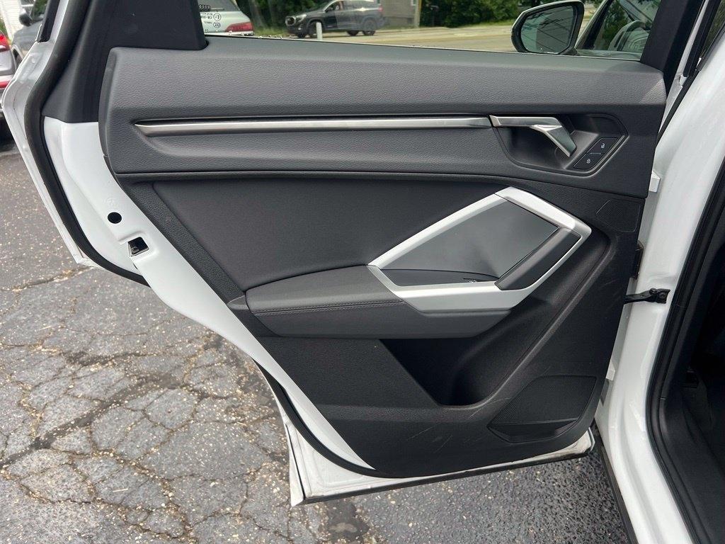 Audi Q3 S line Premium quattro 2025