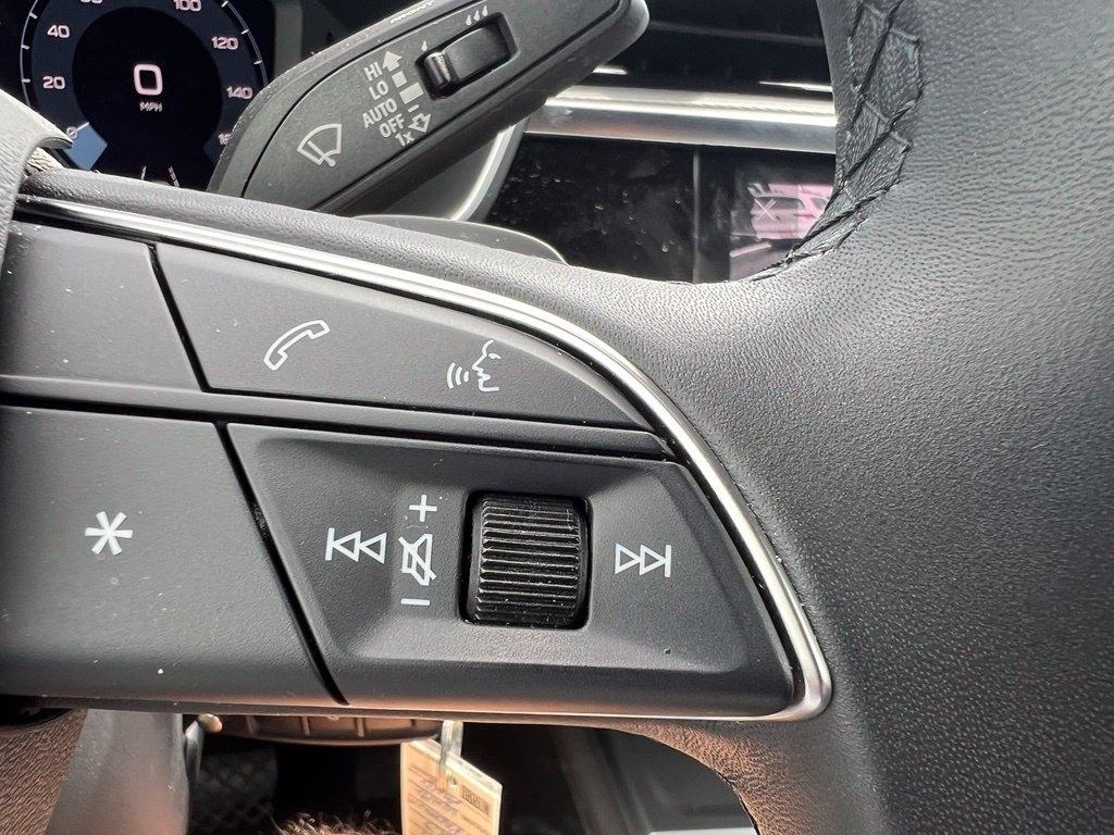 Audi Q3 S line Premium quattro 2025