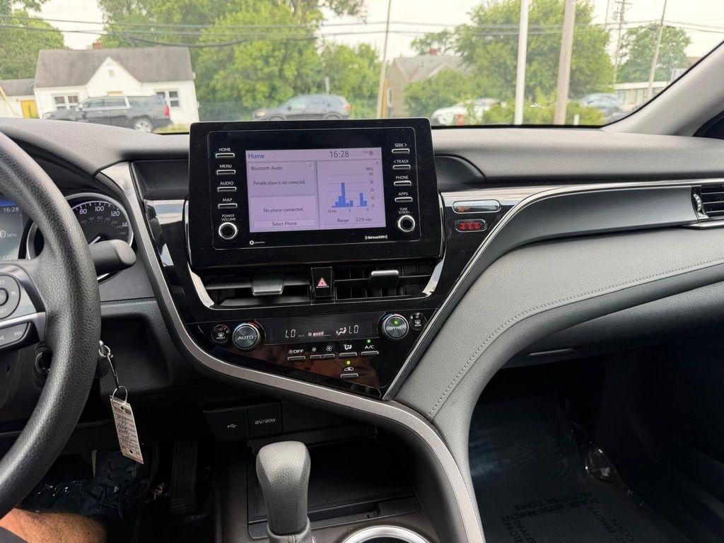 Toyota Camry LE 2024