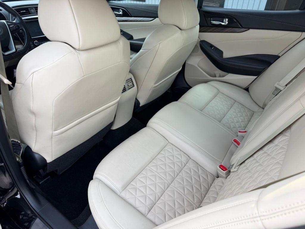 Nissan Maxima Platinum 2016