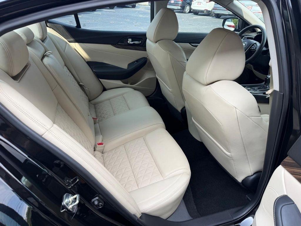 Nissan Maxima Platinum 2016