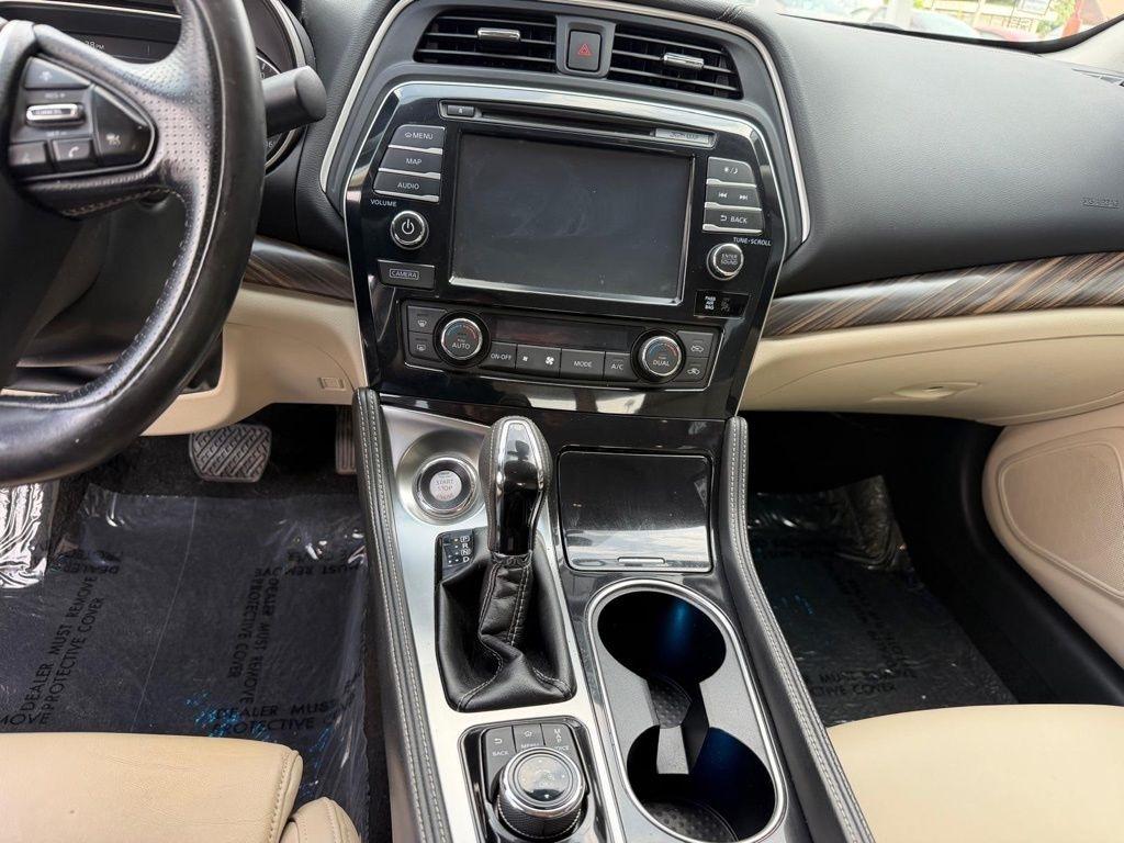 Nissan Maxima Platinum 2016