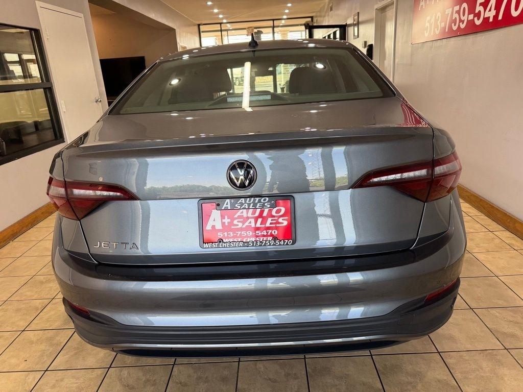 Volkswagen Jetta S 2024