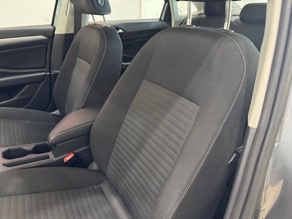 Volkswagen Jetta S 2024