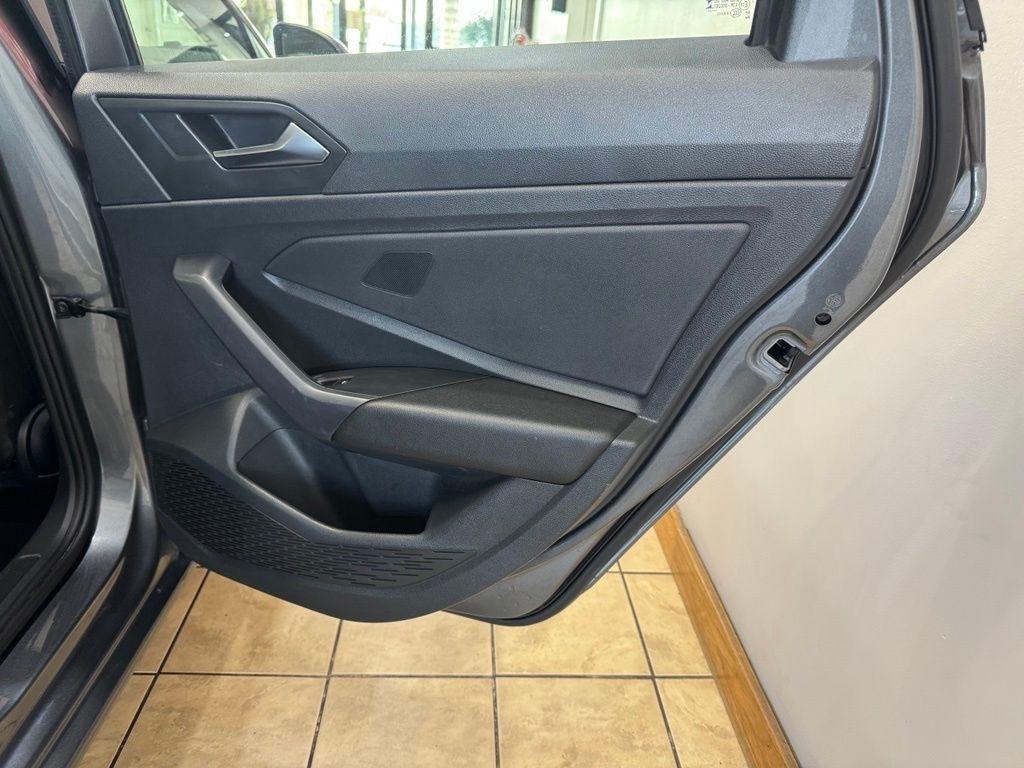 Volkswagen Jetta S 2024