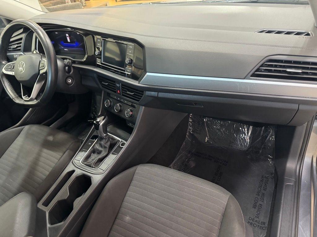 Volkswagen Jetta S 2024