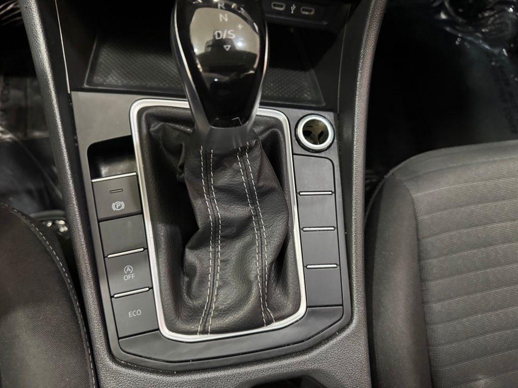 Volkswagen Jetta S 2024