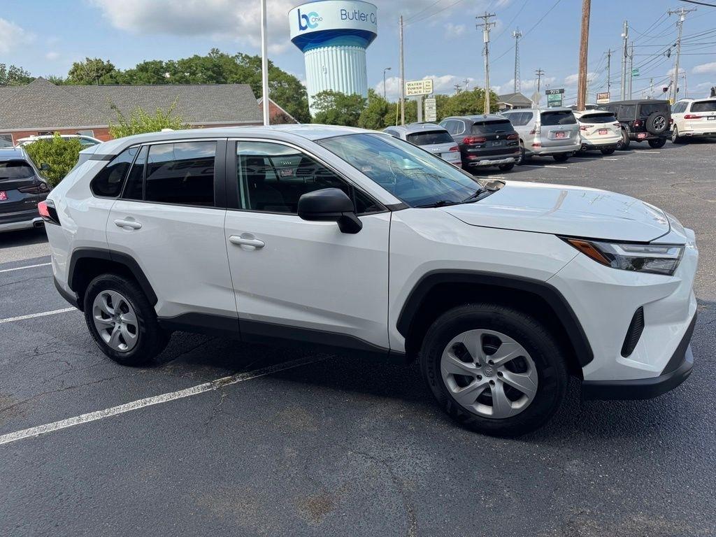 Toyota RAV4 LE AWD 2023