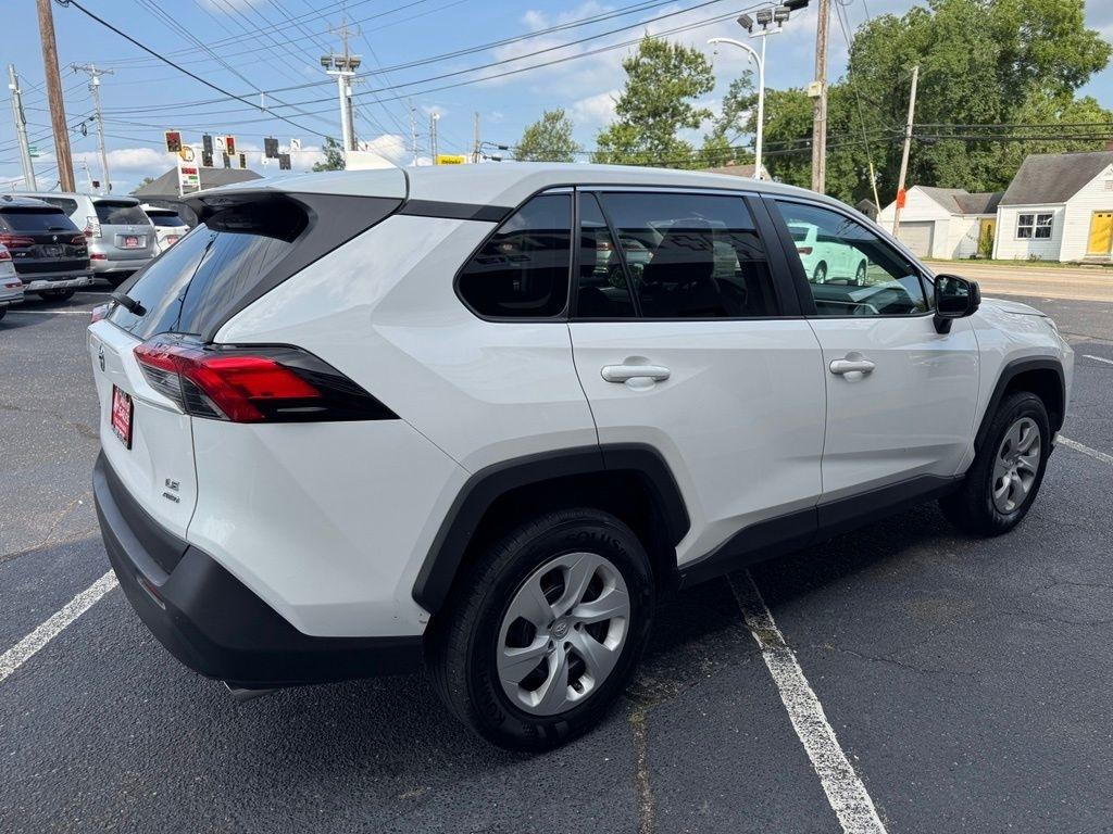 Toyota RAV4 LE AWD 2023
