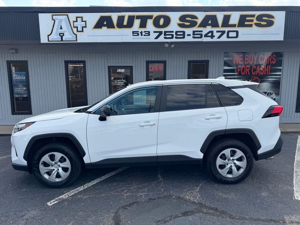Toyota RAV4 LE AWD 2023