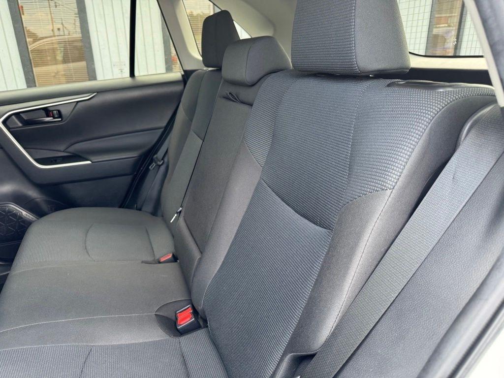 Toyota RAV4 LE AWD 2023