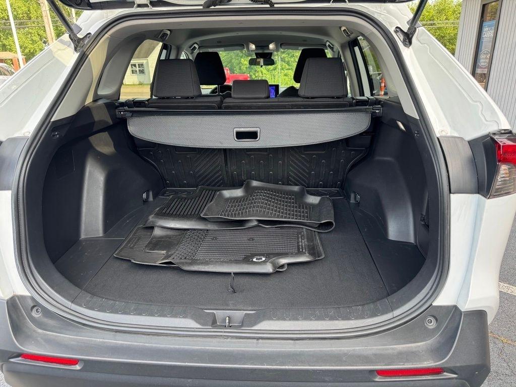 Toyota RAV4 LE AWD 2023
