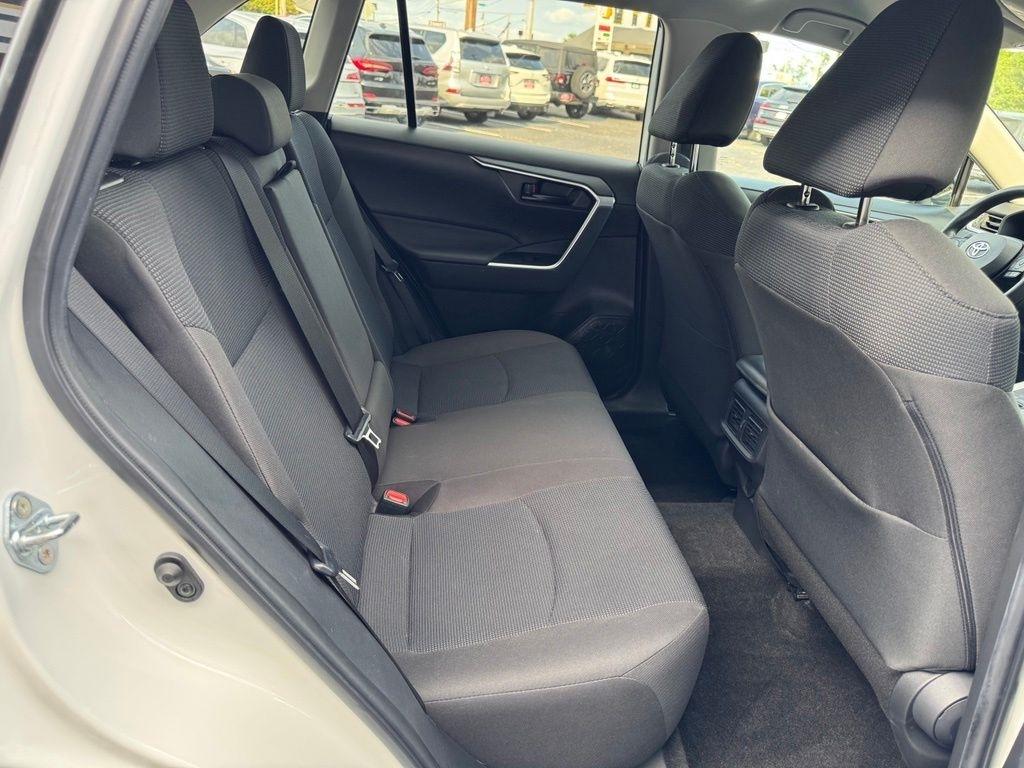 Toyota RAV4 LE AWD 2023