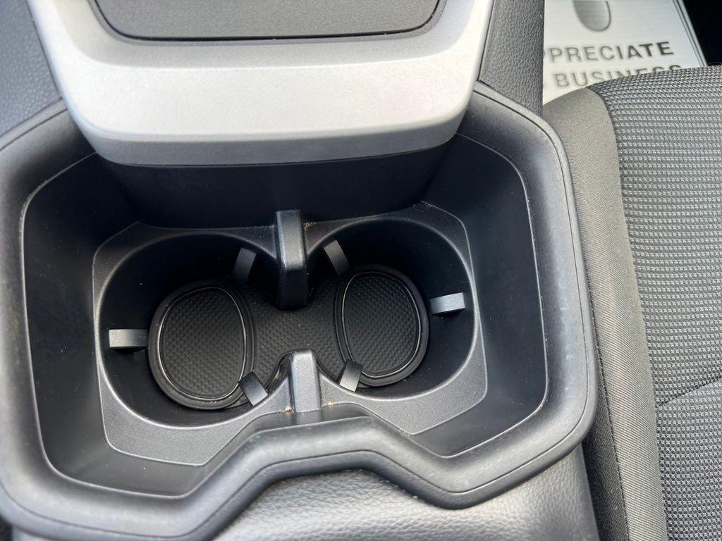 Toyota RAV4 LE AWD 2023