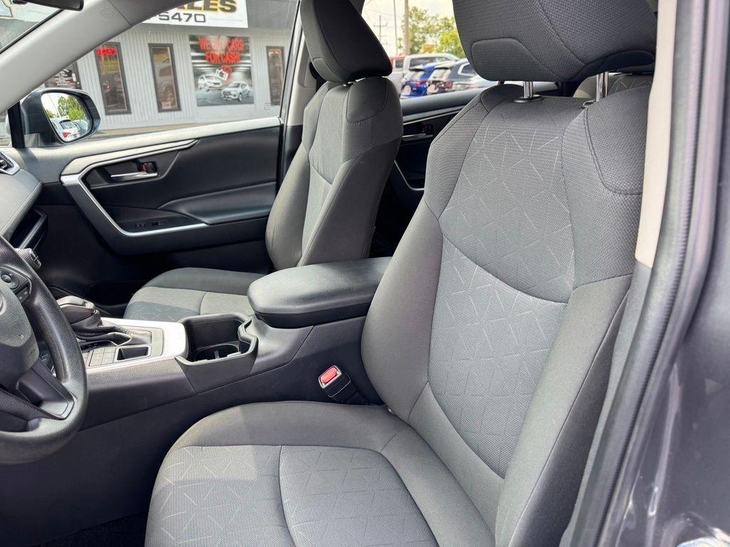 Toyota RAV4 XLE AWD 2024